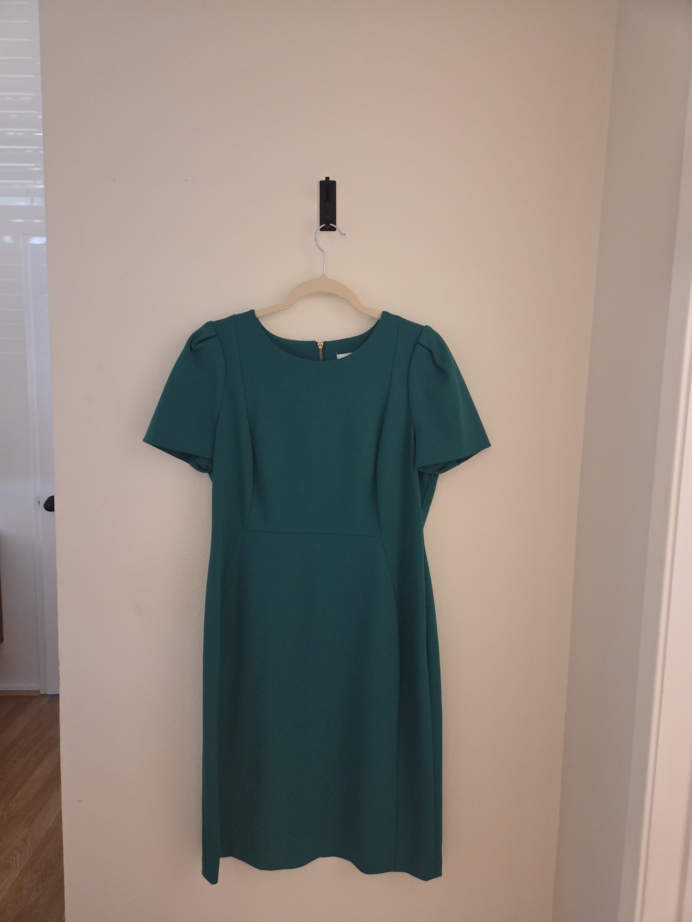Calvin Klein Emerald Green Midi Dress with Short Sleeves, Size 14